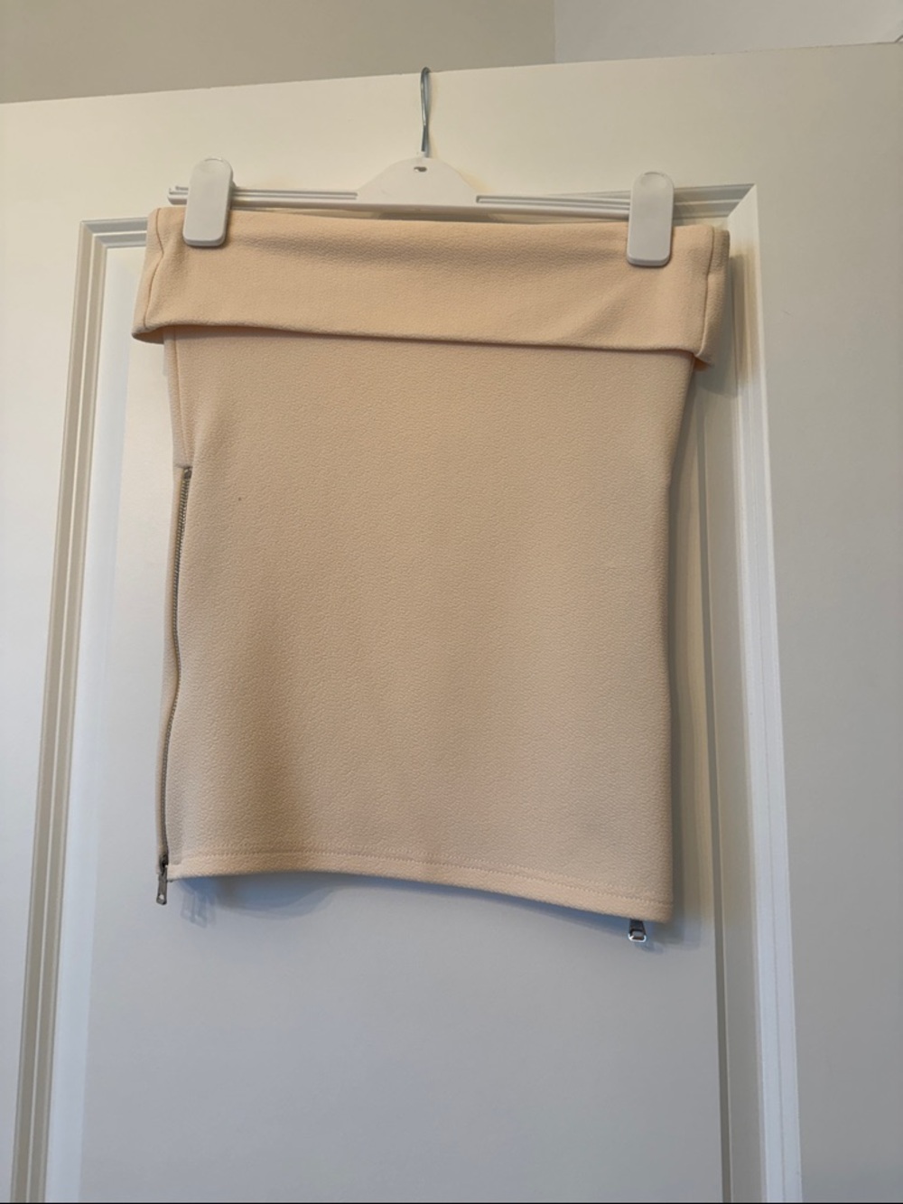Cream Strapless Tube Shirt with Side Zip on both sides - Picture 4 of 9